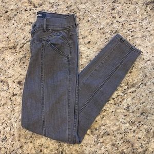 Express Gray High Rise Ankle Jean Leggings 6R